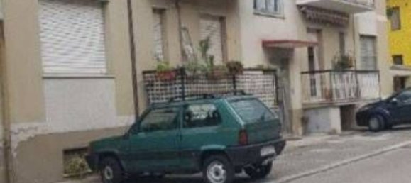 3 bedrooms Apartment in Tolentino, Italy No. 343853 2