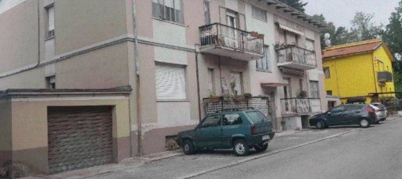 3 bedrooms Apartment in Tolentino, Italy No. 343853 3