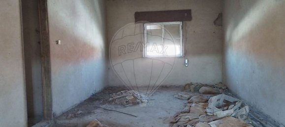 Дом с 4 комнатами в Вале де Сантьягу, Португалия № 159364 12