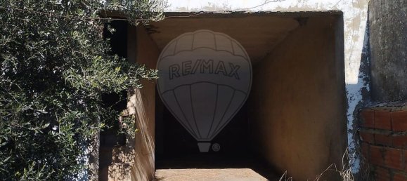 Дом с 4 комнатами в Вале де Сантьягу, Португалия № 159364 5