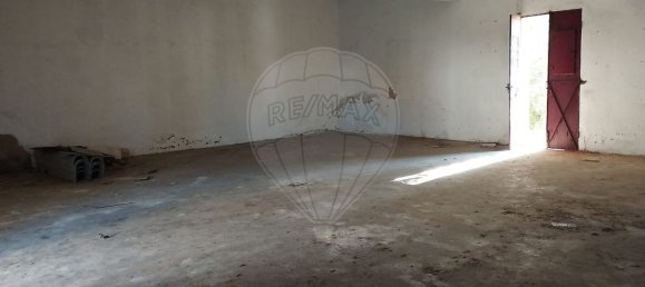 Дом с 4 комнатами в Вале де Сантьягу, Португалия № 159364 4