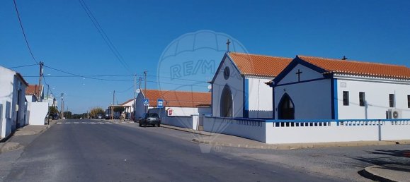 Дом с 4 комнатами в Вале де Сантьягу, Португалия № 159364 17