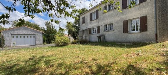 5 bedrooms House in Deux-Sevres, France No. 301534 3