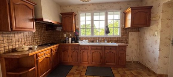 5 bedrooms House in Deux-Sevres, France No. 301534 8