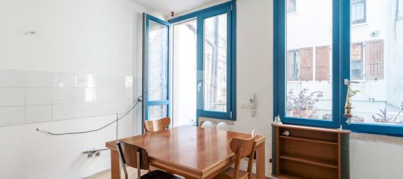 Apartamento de 2 dormitorios en Brescia, Italy No. 371449 15