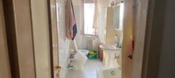 Apartamento de 3 divisões em Garbagnate Milanese, Italy N.º 6867 18