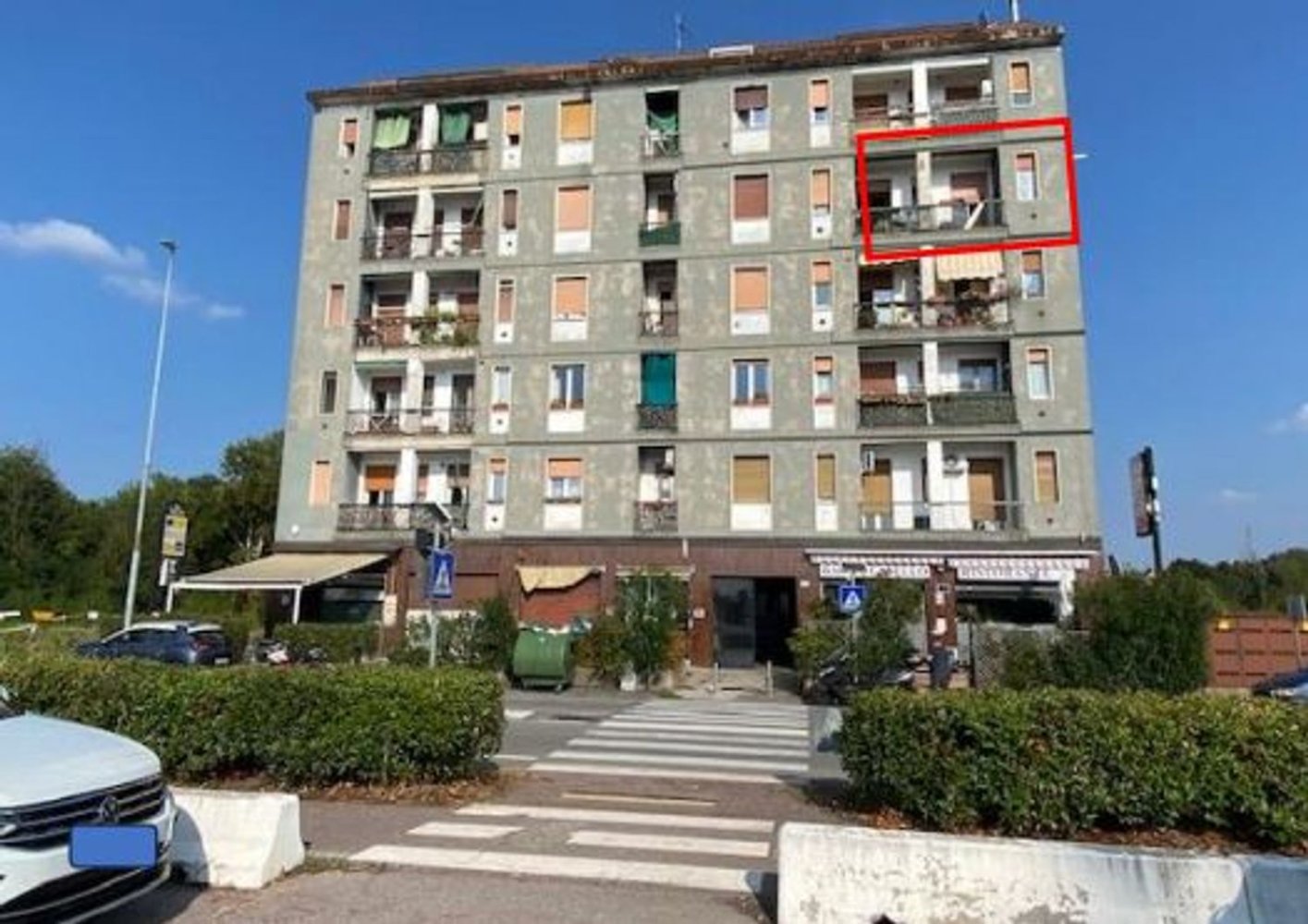 Apartamento de 3 divisões em Garbagnate Milanese, Italy N.º 6867