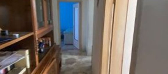 Apartamento de 3 divisões em Garbagnate Milanese, Italy N.º 6867 10