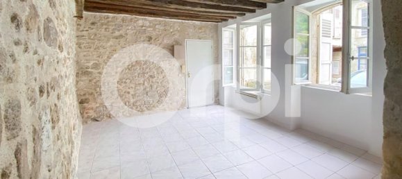 Studio à Senlis, France No. 42433 3