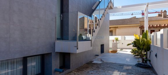 Дом с 4 спальнями в Торревьеха, Испания № 131927 21