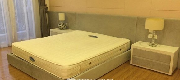 Villa T3 em Long Bien, Vietnam N.º 2093 8