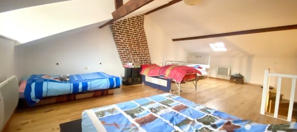 Casa de 8 habitaciónes en Saint-Quentin, France No. 55070 11