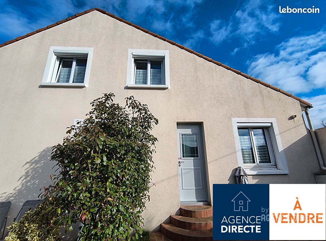 3 غرف نوم تاون هاوس في Nantes, France رقم 100215