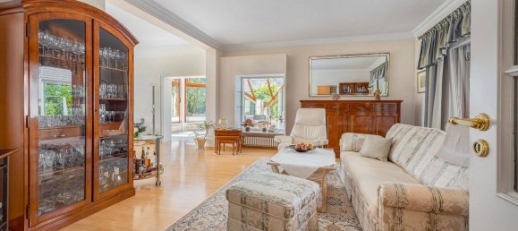 Дом с 5 спальнями в Pinneberg, Германия № 219450 5