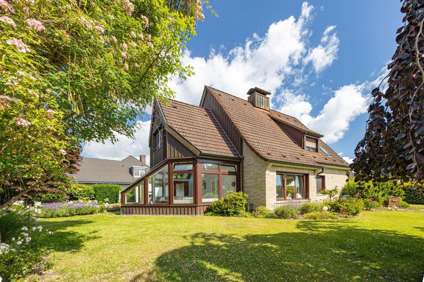 Дом с 5 спальнями в Pinneberg, Германия № 219450