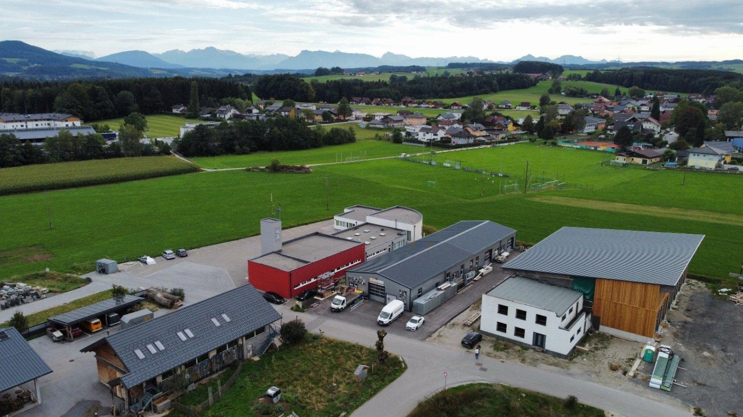 Entrepôt à Berchtesgadener Land, Germany 640m² No. 219046
