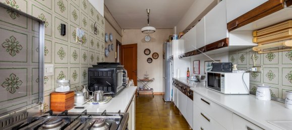 4 rooms Apartment in Rome, Italy No. 291962 11