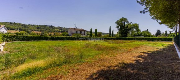 Terrain à Macerata, Italy 1763m² No. 231814 3