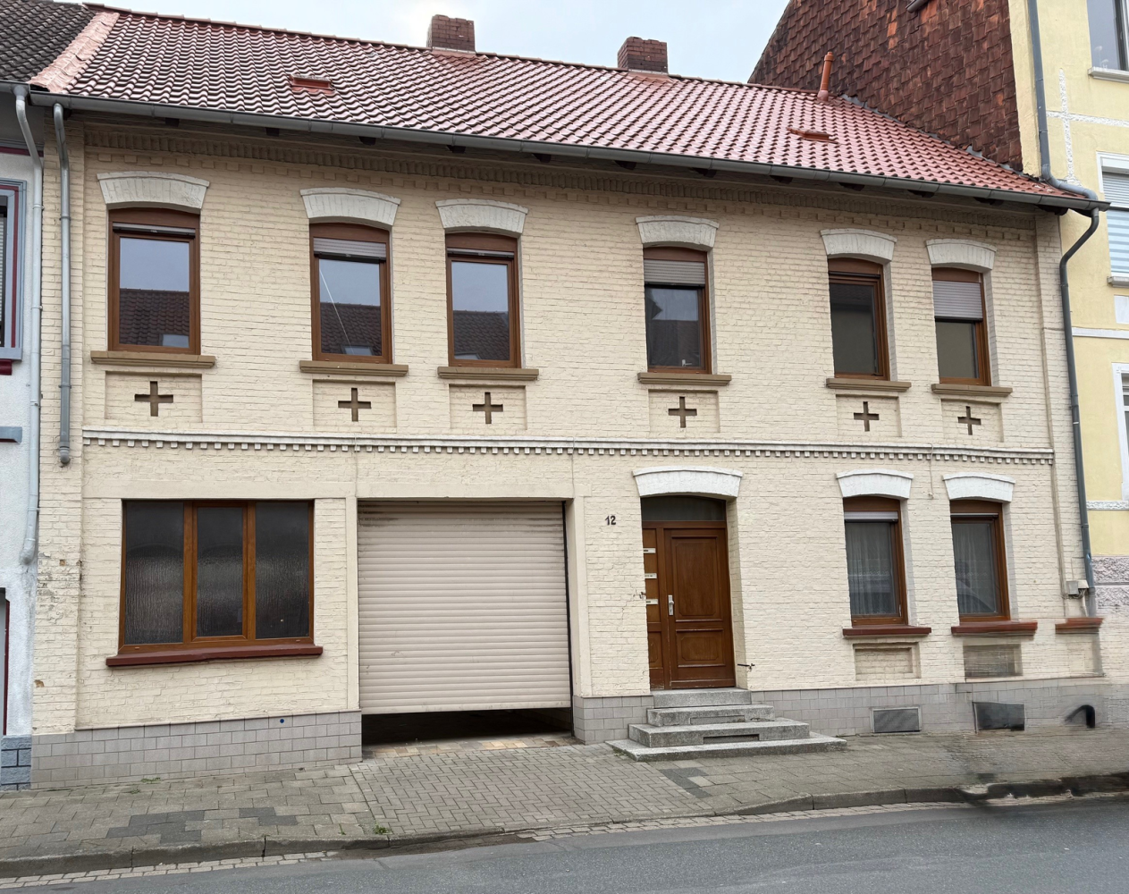 7 rooms Building in Helmstedt, Germany No. 283868