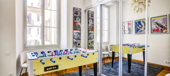 254m² Office in Cannes, France No. 290127 23