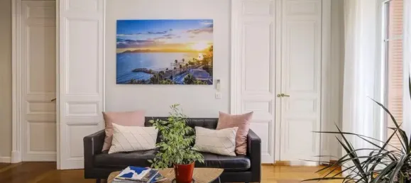 254m² Office in Cannes, France No. 290127 5