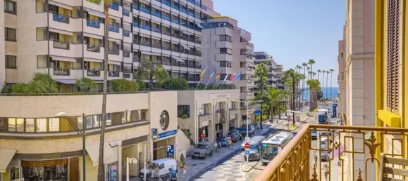 254m² Office in Cannes, France No. 290127 12