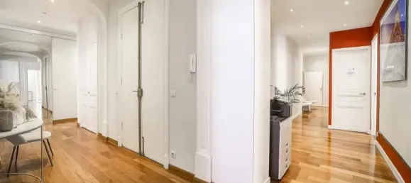 254m² Office in Cannes, France No. 290127 9