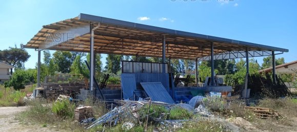 Дом с 11 комнатами в Латина, Италия № 97784 2