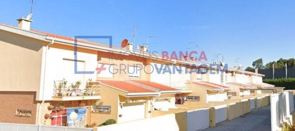 3 bedrooms House in Requiao, Portugal No. 53997 4