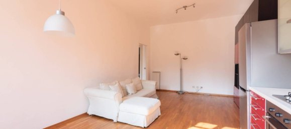 2 bedrooms Apartment in Milan, Italy No. 369947 4