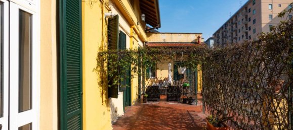 2 bedrooms Apartment in Milan, Italy No. 369947 7