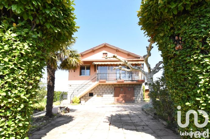 3 Schlafzimmer Haus in Anneyron, France, Nr. 303054