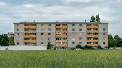 4 rooms Apartment in Wels, Austria No. 240294