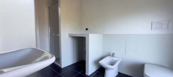 2 chambres Appartement à Campogalliano, Italy No. 363901 31