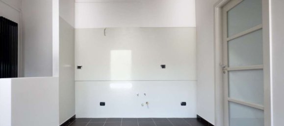 2 chambres Appartement à Campogalliano, Italy No. 363901 8