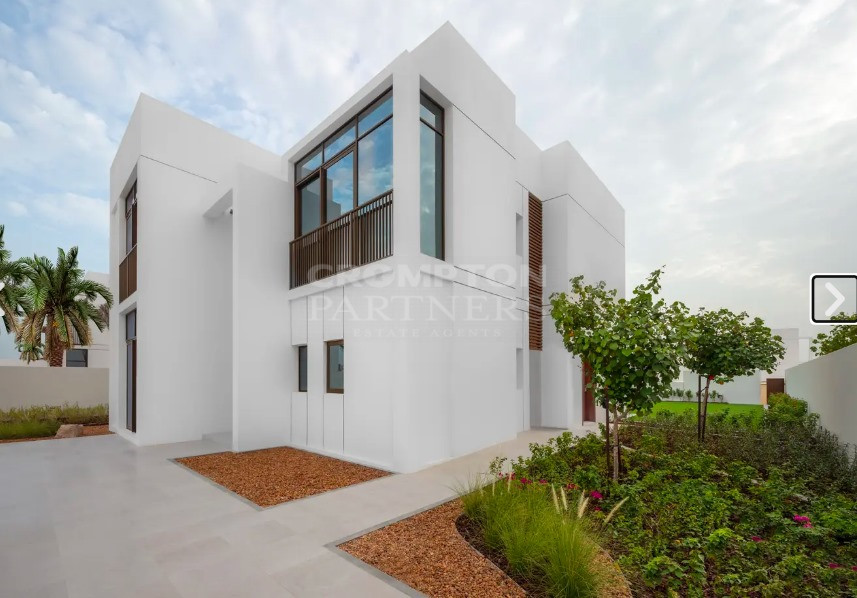 4 bedrooms Villa in Abu Dhabi, UAE No. 67369