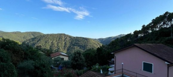 3-salle Maison à Castiglione Chiavarese, Italy No. 310669 2