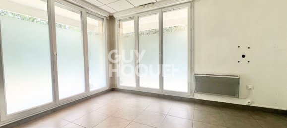 5 rooms Apartment in Massy, France No. 130336 7