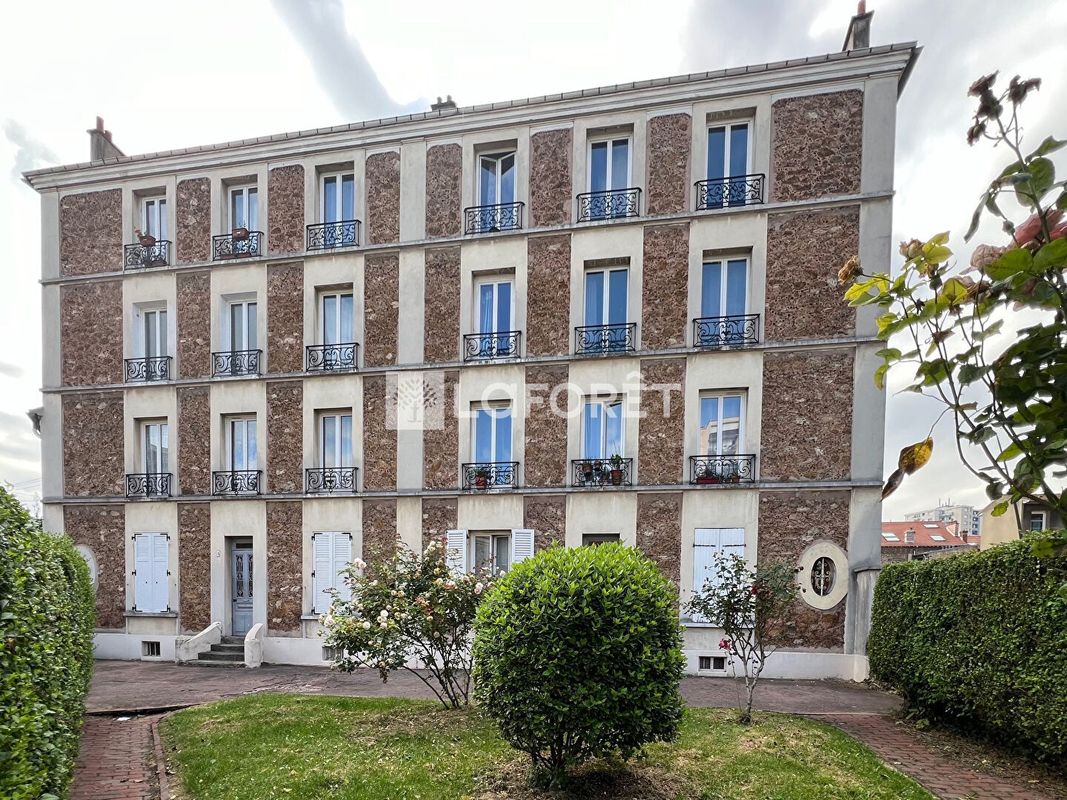 Квартира с 1 спальней в Нуази-ле-Сек, Франция № 172305