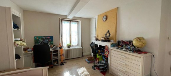 4 Schlafzimmer Haus in Creil, France, Nr. 67901 20