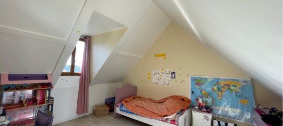 4 Schlafzimmer Haus in Creil, France, Nr. 67901 45