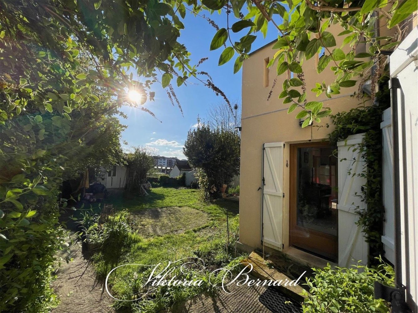 4 Schlafzimmer Haus in Creil, France, Nr. 67901