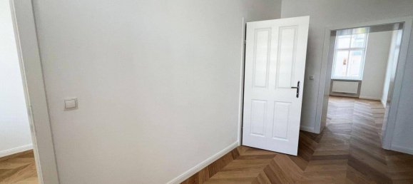 2 rooms Apartment in Rudolfsheim-Funfhaus, Austria No. 242763 12