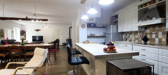 6 rooms House in Borgo Val di Taro, Italy No. 116671 31