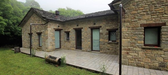 6 rooms House in Borgo Val di Taro, Italy No. 116671 26