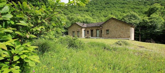 6 rooms House in Borgo Val di Taro, Italy No. 116671 11