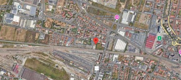 520m² Office in Brescia, Italy No. 142431 4