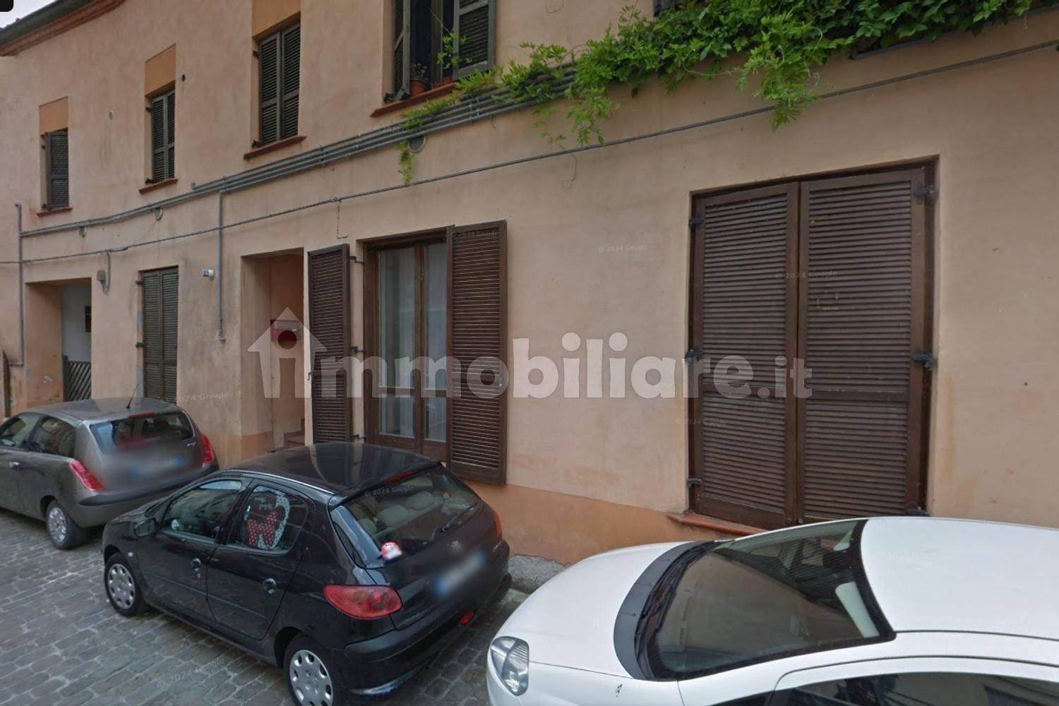 Bureau à Fabriano, Italy 72m² No. 317022