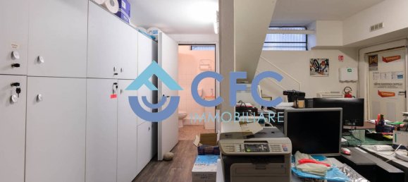1-salle Propriété commerciale à Cologno Monzese, Italy No. 327552 2