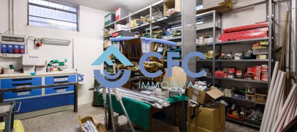 1-salle Propriété commerciale à Cologno Monzese, Italy No. 327552 7